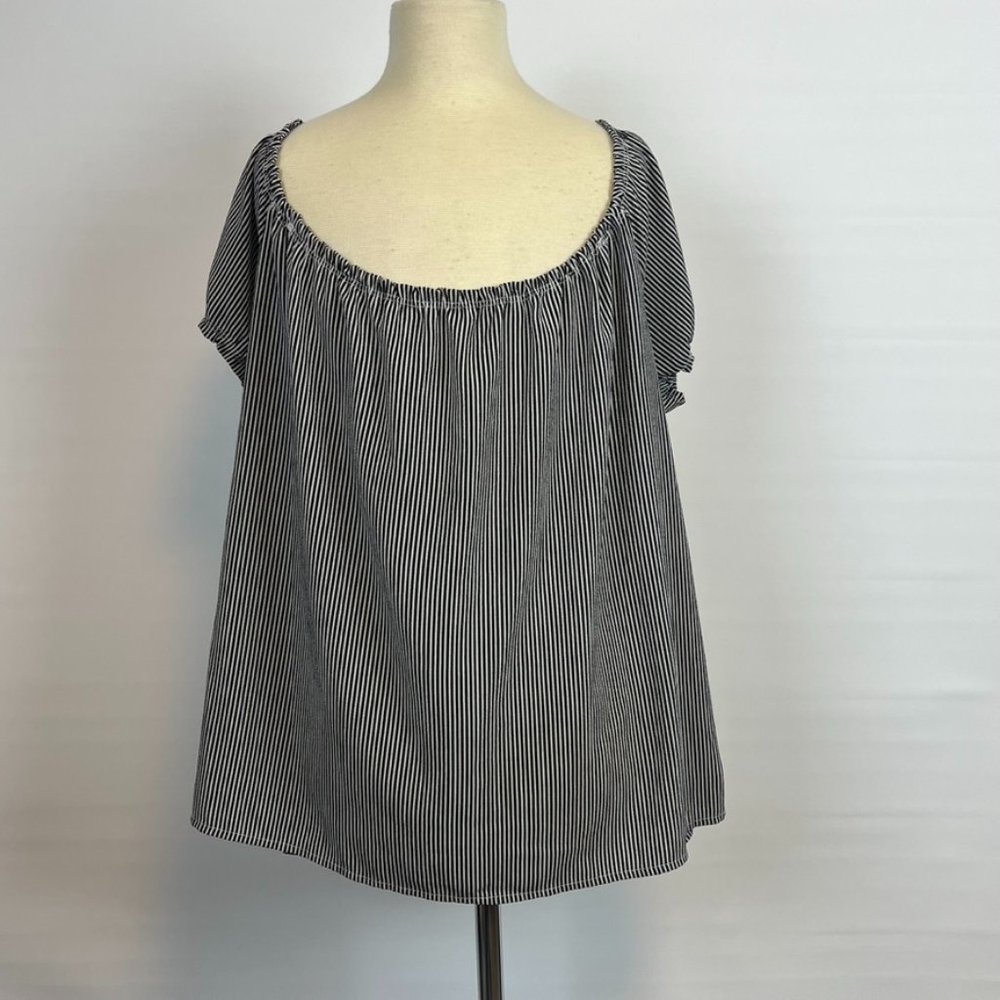 Papermoon Black & White Striped Blouse Top Shirt ((size Large))